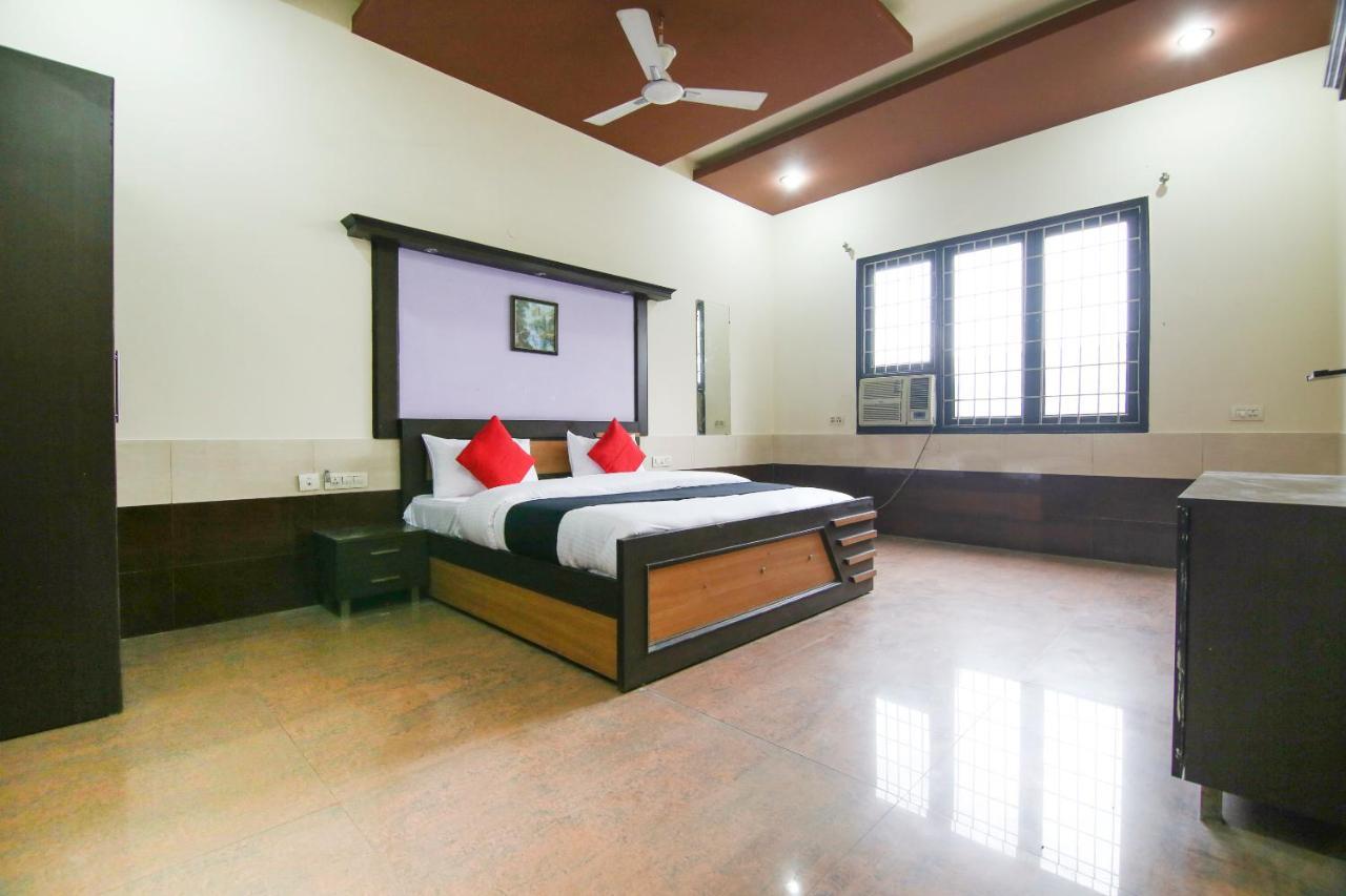 גאזיאבאד Capital O 68148 Hotel Shree Jee Palace מראה חיצוני תמונה