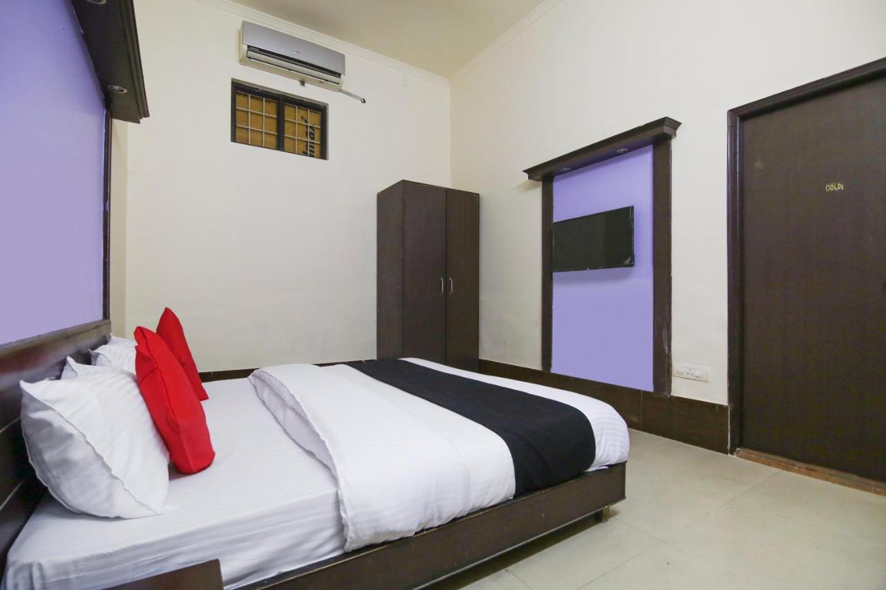 גאזיאבאד Capital O 68148 Hotel Shree Jee Palace מראה חיצוני תמונה